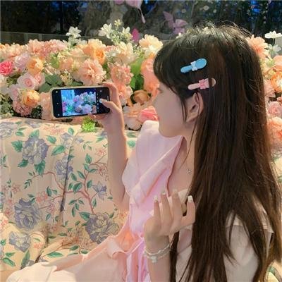 女神蒙上眼